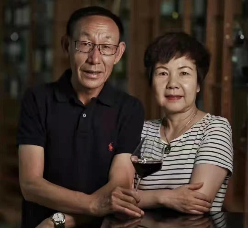 Chief winemaker Zhou Shuzhen and chief viticulturist Guo Wanbai, a husband-and-wife team